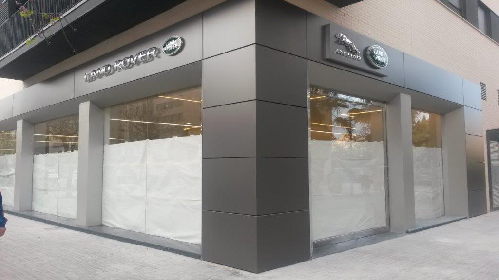Estructuras metálicas para concesionarios Jaguar · Land Rover