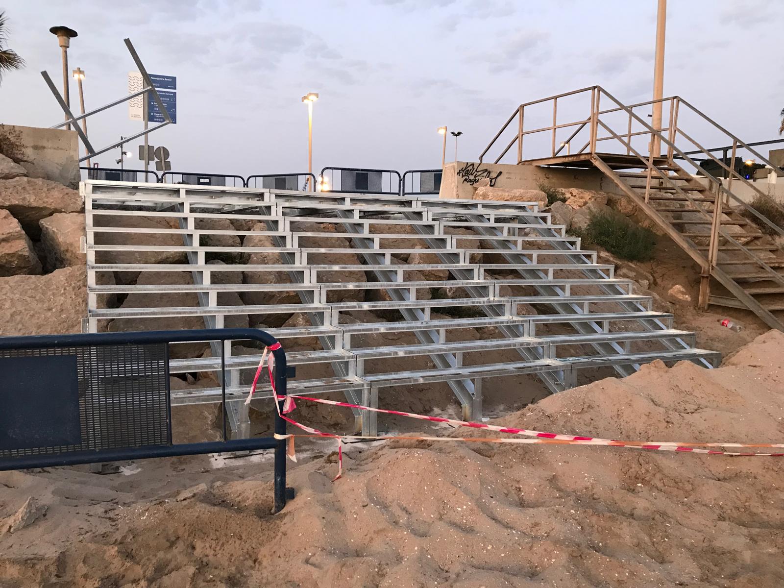 Subestructura galvanizada para acceso peatonal portuario