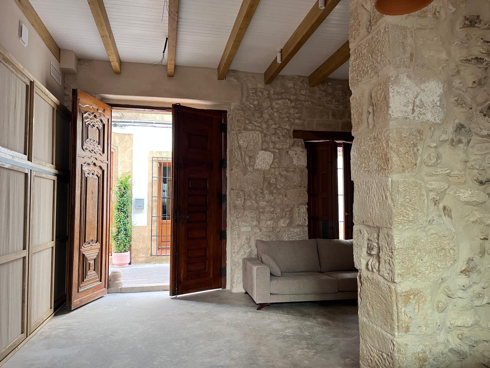 Reconstrucción completa de vivienda histórica